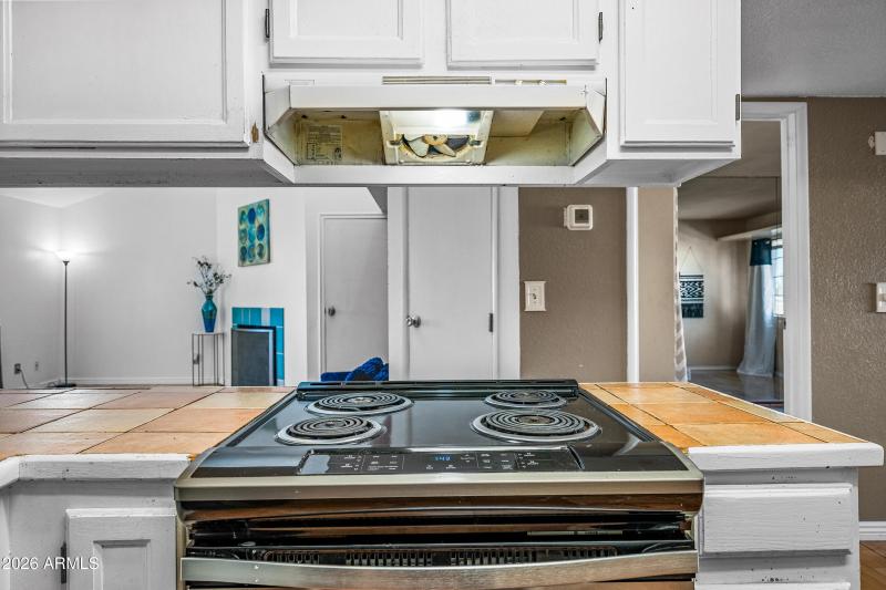 18-2020WUHD211-ocupix-