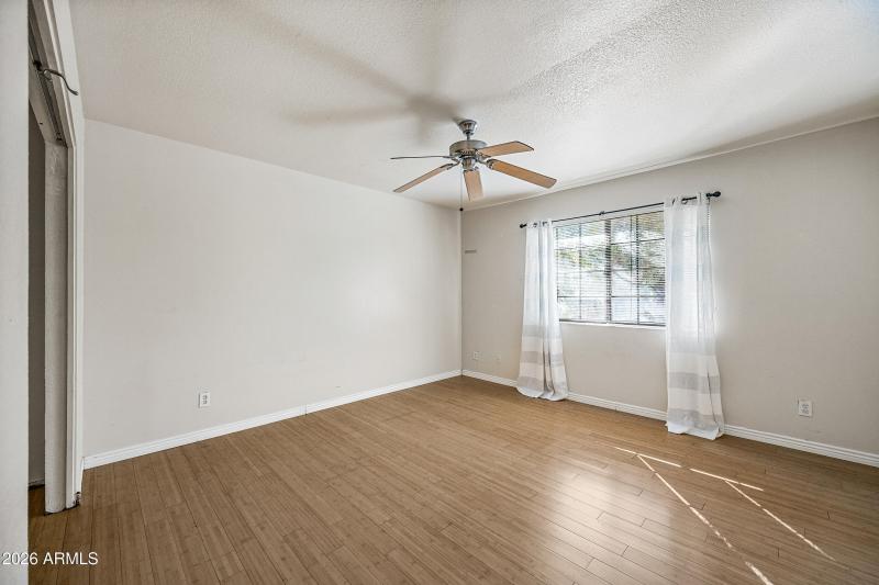 26-2020WUHD211-ocupix-