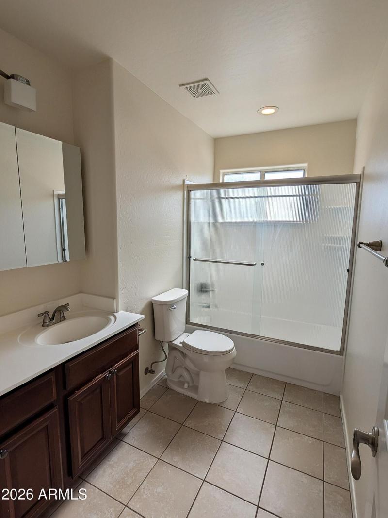 PXL_20260112_194643349.RAW-01.COVER~2 (2