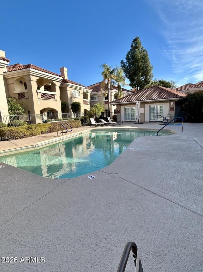 Heated Pool & Spa with Pool House