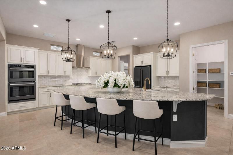 076455EC-5CC8-4424-8FD1-37BACB5FEA22 2