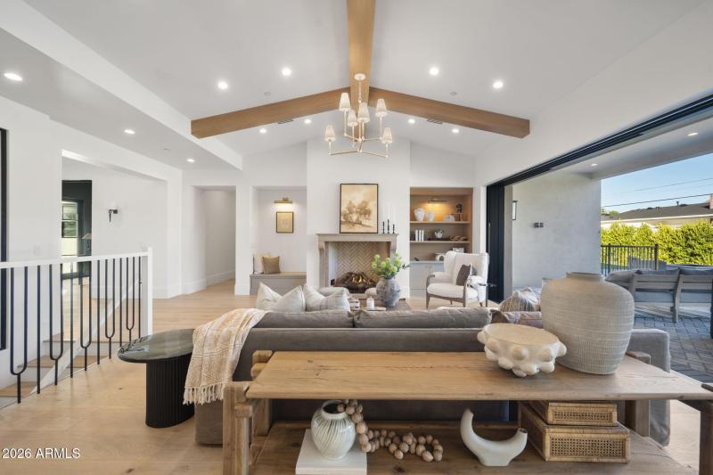 7-web-or-mls-6312-e-calle-del-paisano