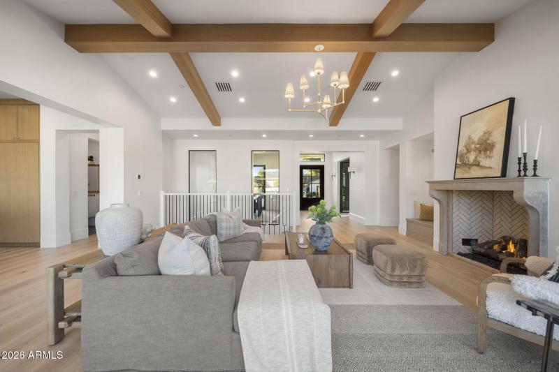 10-web-or-mls-6312-e-calle-del-paisano