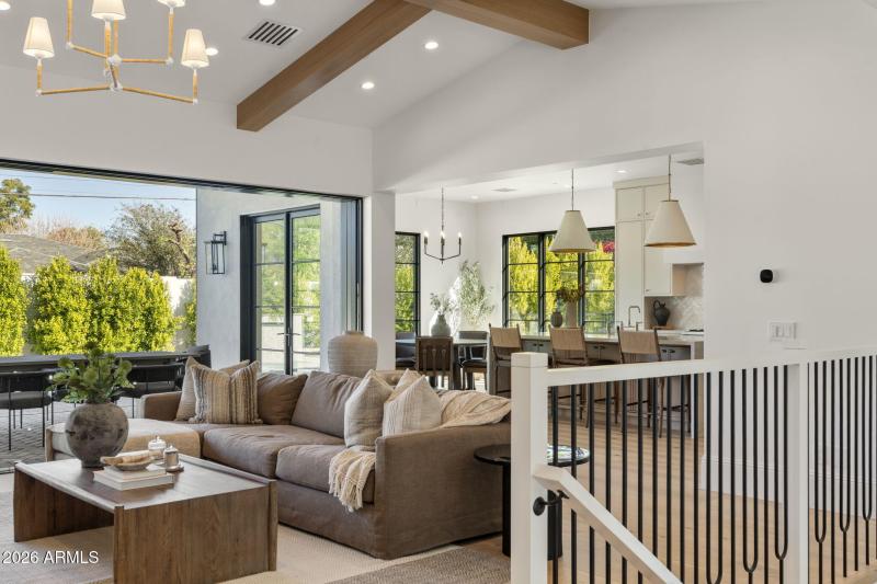 12-web-or-mls-6312-e-calle-del-paisano