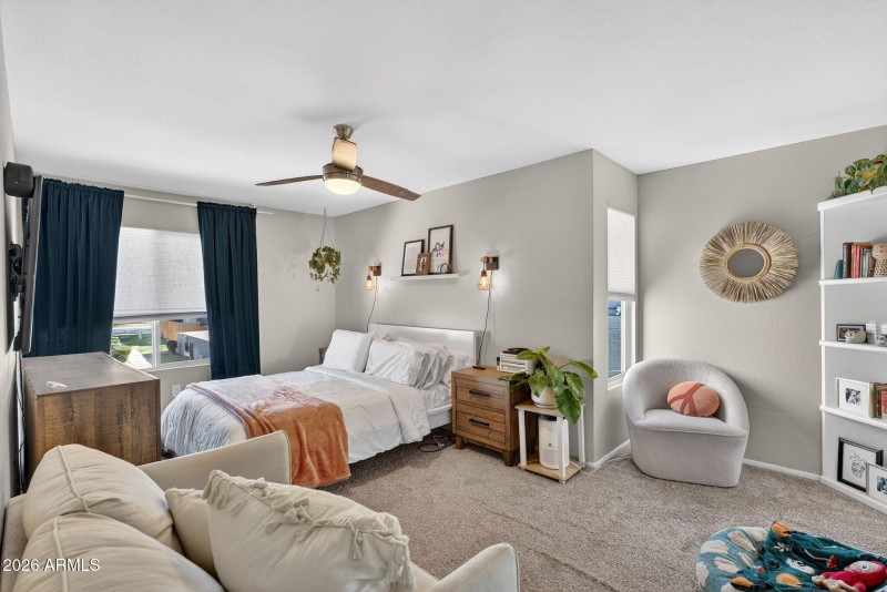 15-web-or-mls-17- W Golden Ln