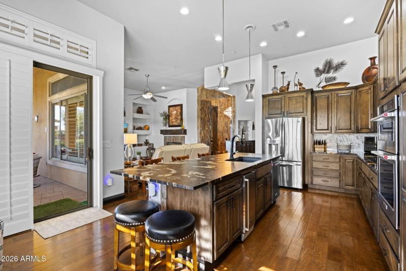 42105 N GOLF CREST Road