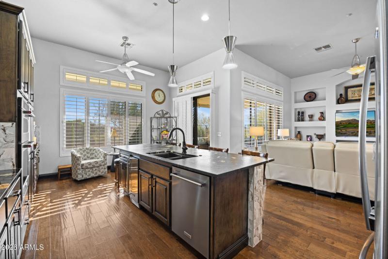 42105 N GOLF CREST Road