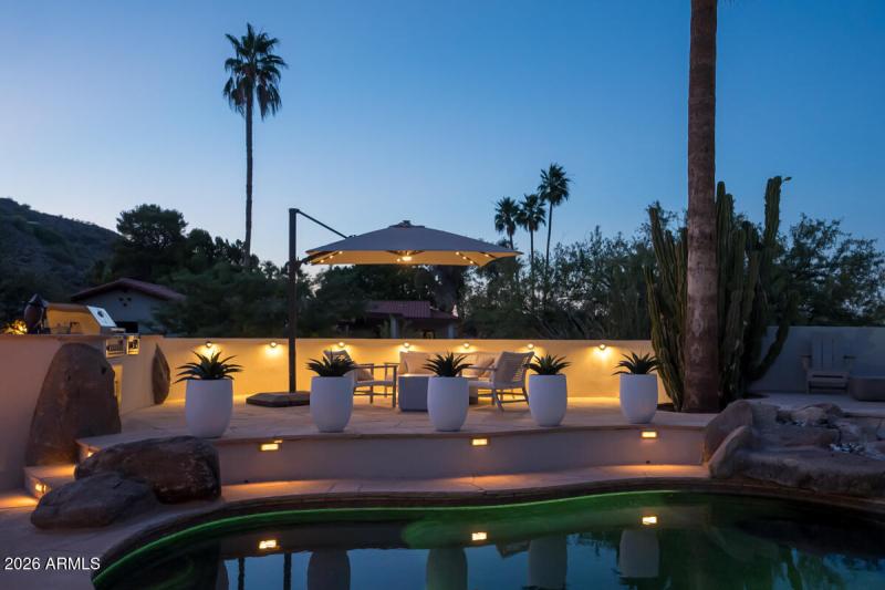 Professional Landscape Lighting