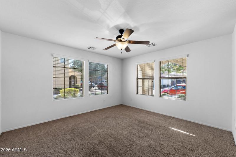 004__3500 E Milky Way