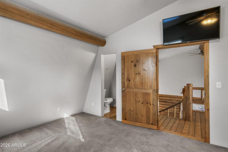 26162 W Pecks Peak00092