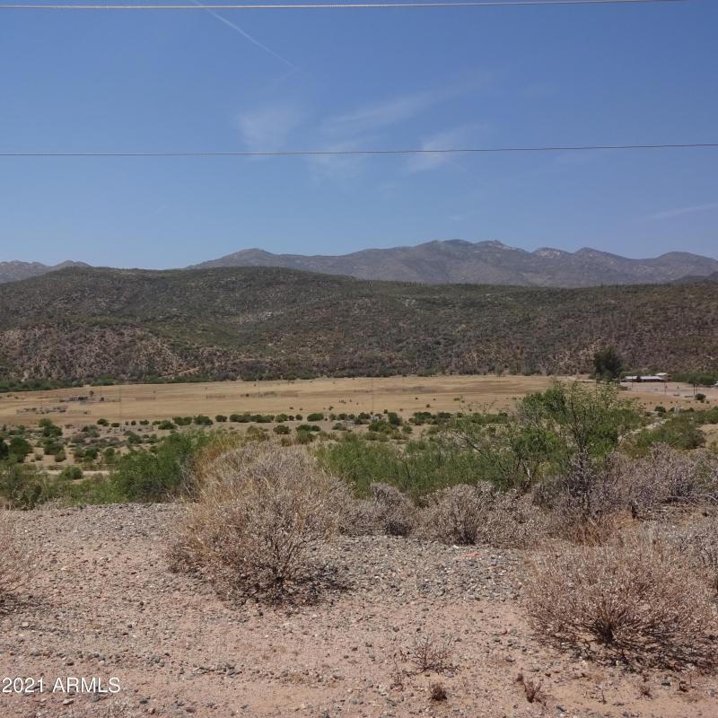 Views of Bradshaw Mts