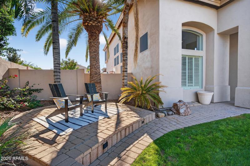 5-web-or-mls-42- W Hackberry Dr