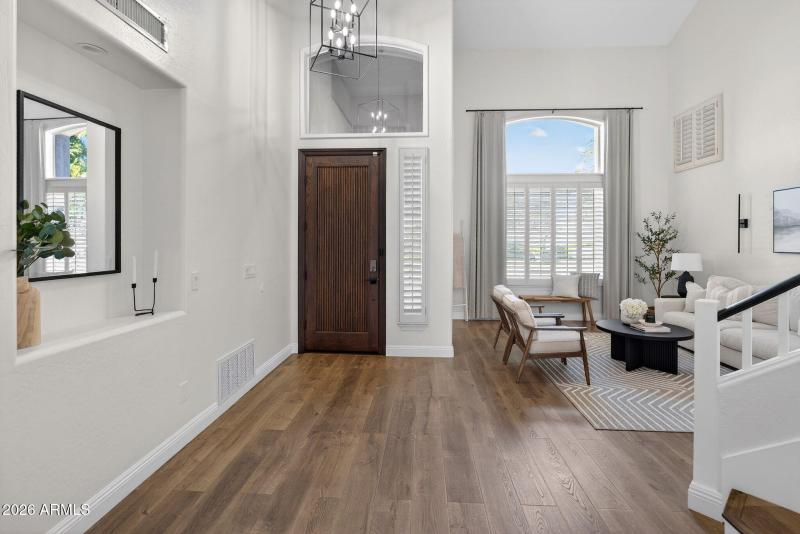 7-web-or-mls-60- W Hackberry Dr