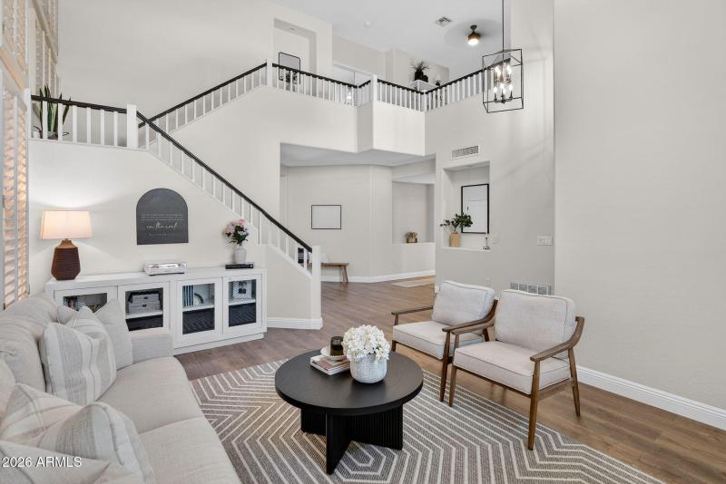 10-web-or-mls-63- W Hackberry Dr