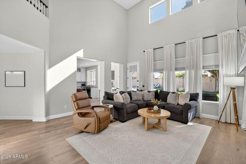 17-web-or-mls-79- W Hackberry Dr