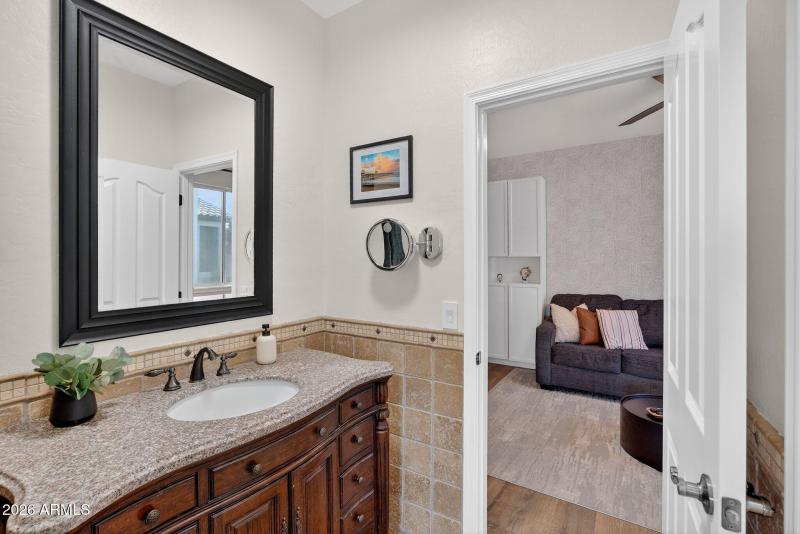 52-web-or-mls-30- W Hackberry Dr