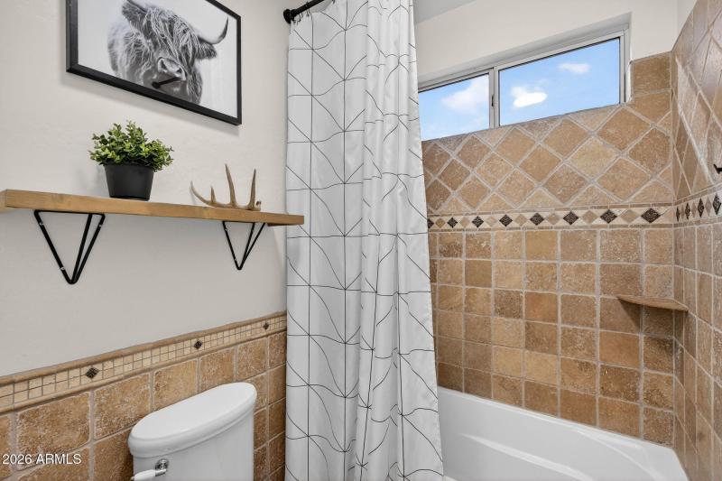 53-web-or-mls-31- W Hackberry Dr