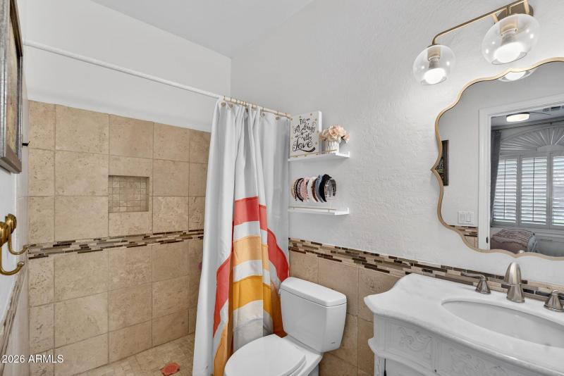 56-web-or-mls-34- W Hackberry Dr