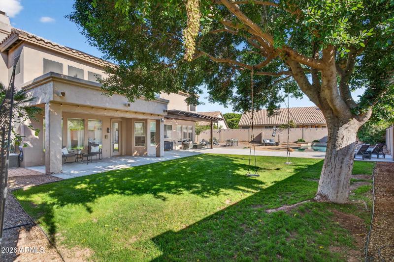 61-web-or-mls-45- W Hackberry Dr