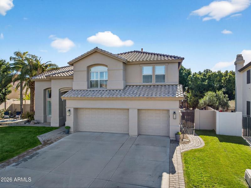 75-web-or-mls-03- W Hackberry Dr