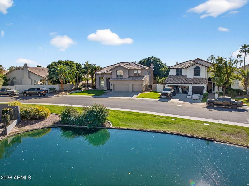 76-web-or-mls-large-019bcacc-db09-706e-8