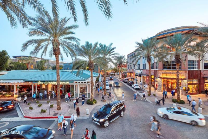 20 min to Kierland Commons