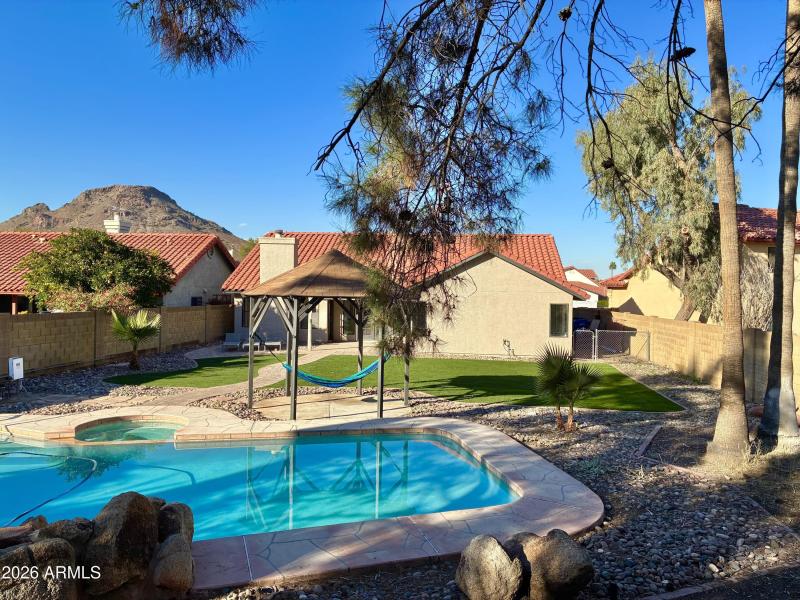 Pool, spa, gazebo, mountain views