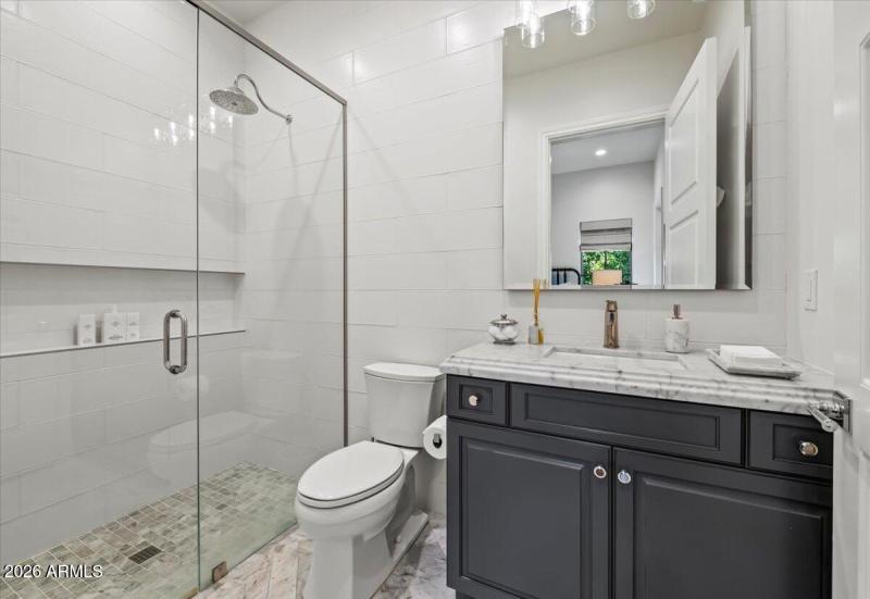 040-5022 E Orchid Ln 26