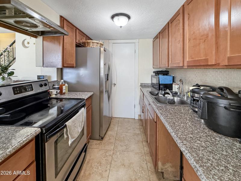 06c4c1d83adbf838edcef93ca65098f05df723f7