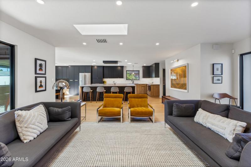 8553 East Vía de Sereno-8