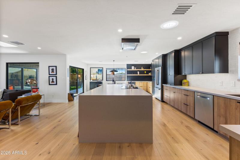 8553 East Vía de Sereno-22