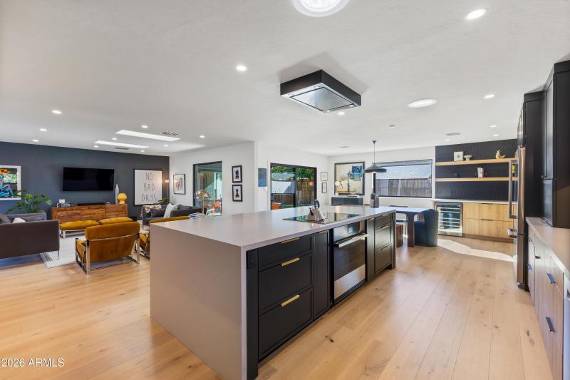 8553 East Vía de Sereno-24