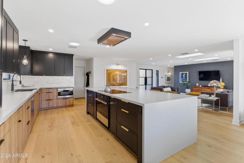 8553 East Vía de Sereno-27