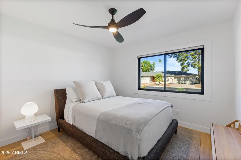 8553 East Vía de Sereno-35