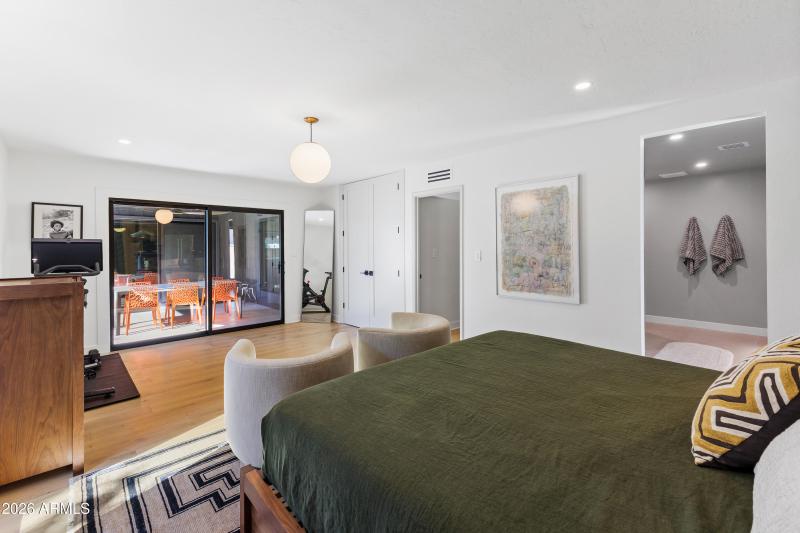 8553 East Vía de Sereno-42