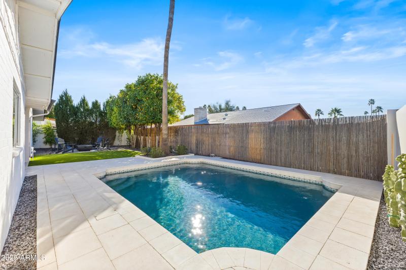 8553 East Vía de Sereno-58