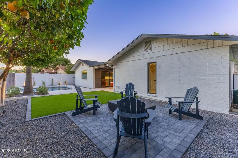 8553 East Vía de Sereno-72