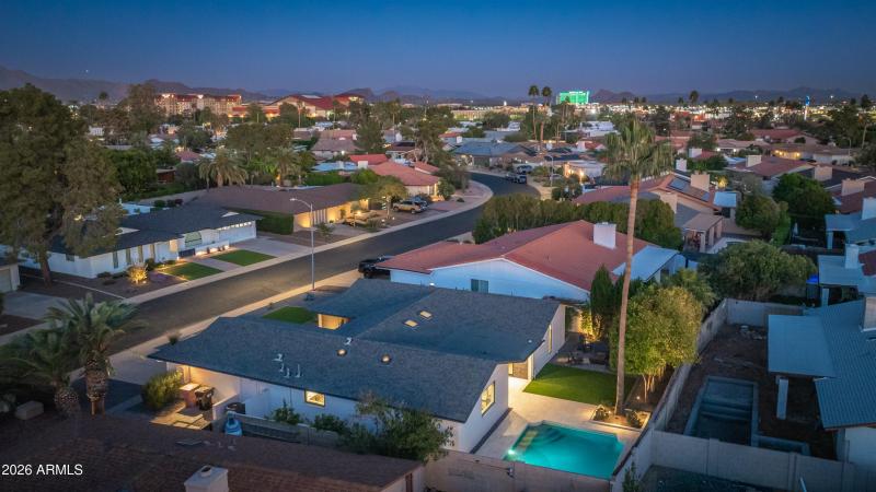 8553 East Vía de Sereno-88