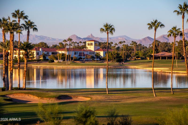 8553 East Vía de Sereno-100