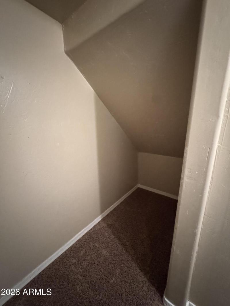 second bedroom closet walkin