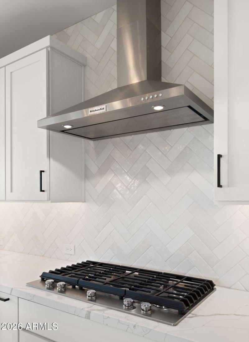 13-web-or-mls-Kitchen6