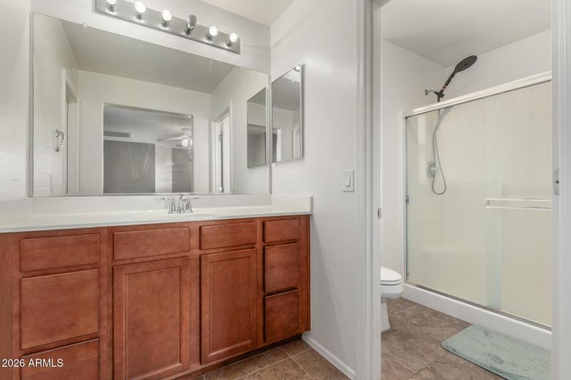 Ponderosa Primary Bathroom