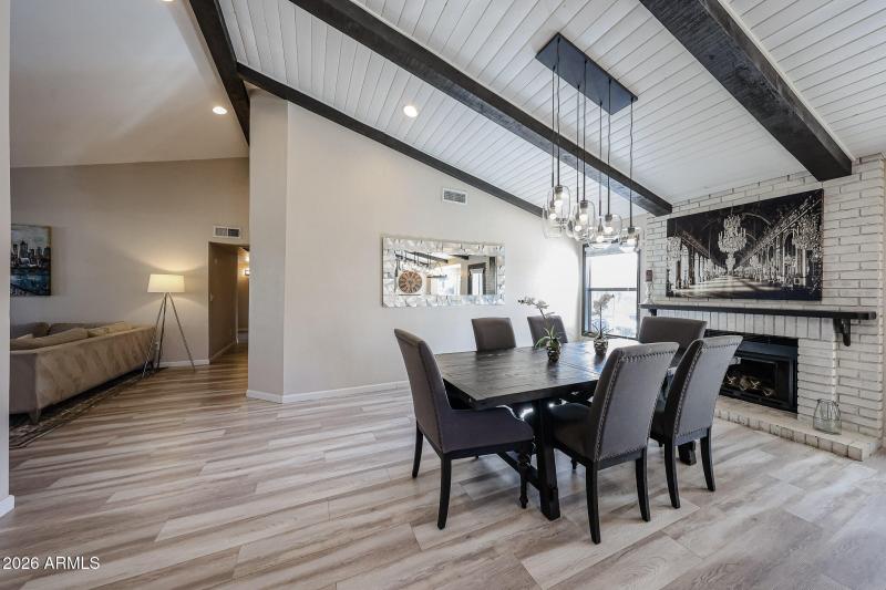 Stunning Vaulted Ceiling