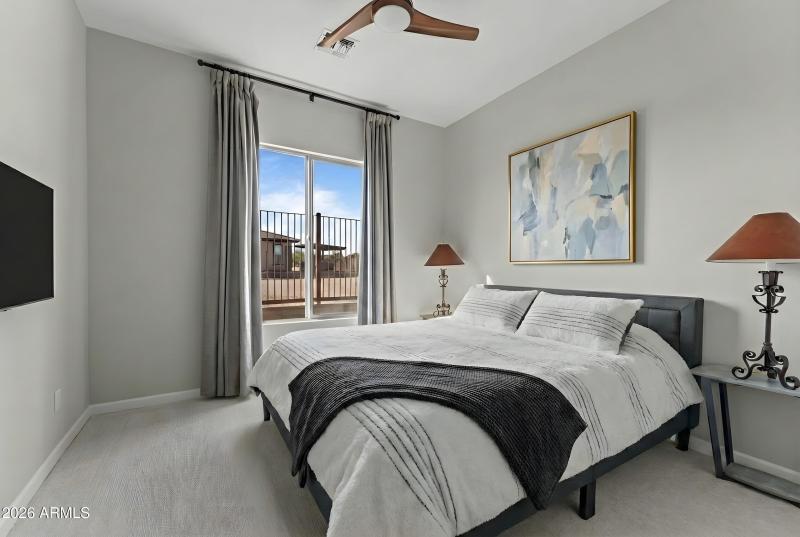 Ensuite guest bedroom