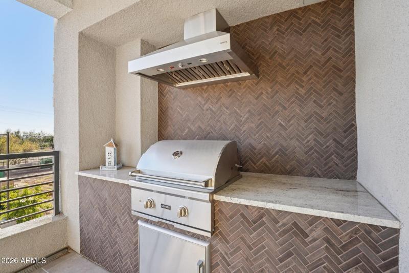 38-web-or-mls-E Deer Valley Dr-S1701-038