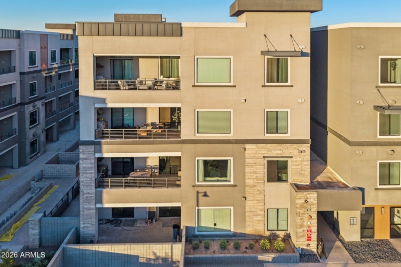 46-web-or-mls-E Deer Valley Dr-S1701-046