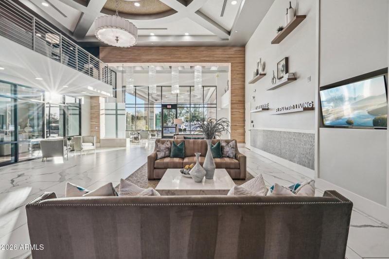 65-web-or-mls-E Deer Valley Dr-1701-905