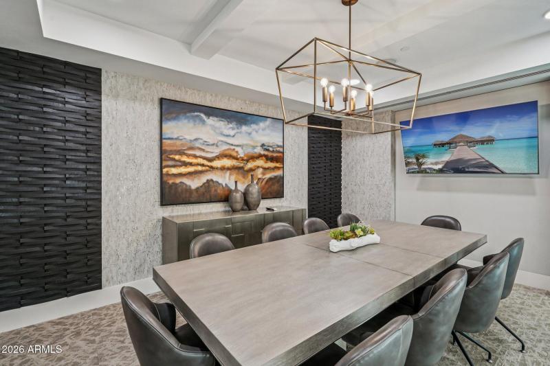 71-web-or-mls-E Deer Valley Dr-1701-911