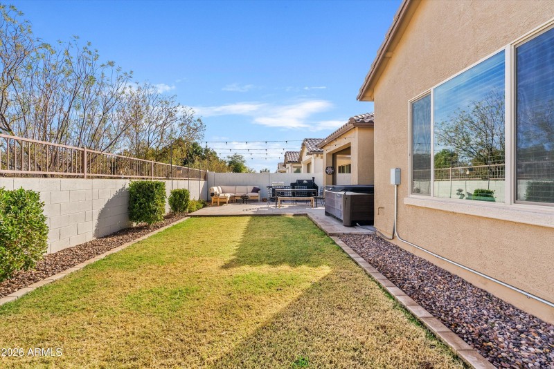 Real Grass, no rear neighbors