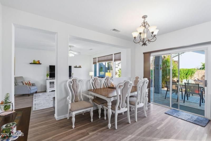 11-web-or-mls-15348 W Arzon Way--28